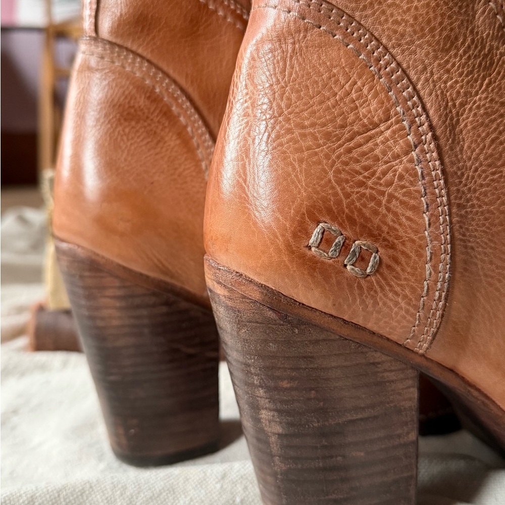 Bed Stu Tan Leather Lace-Up Boots - Picture 5 of 6